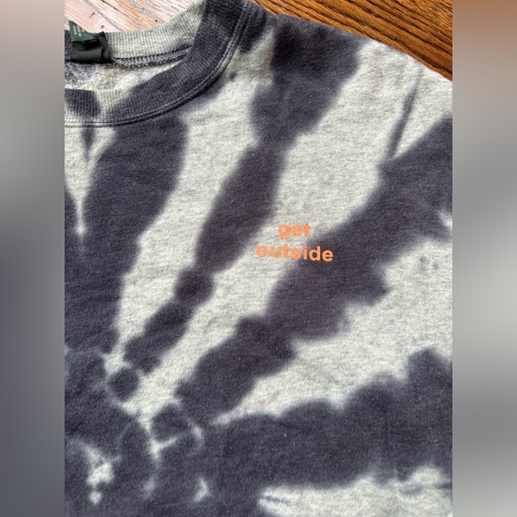 Medium wild fable “get outside” pull over - Picture 2 of 2